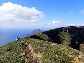 八丈富士お鉢巡りと浅間神社参拝コース【東京都八丈島】