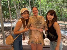 【ZOOTASTIC5】ハートリース動物園 少人数グループで1時間 野生動物と触れ合うツアー