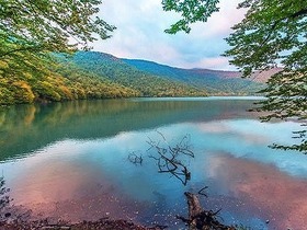 アゼルバイジャン周遊7泊8日！バクー・アブシェロン半島・ガバラ・シェキ・ノフール湖・ゴブスタン（泥火山）を訪問【バク国際空港発着/ 英語ガイド/ プライベート/ 6～8月限定】【バクー国際空港発着/ プライベート/ バクー7泊/4～8月限定】