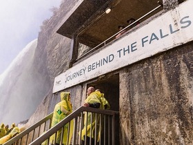 ジャーニー・ビハインド・ザ・フォールズ追加 1名あたり