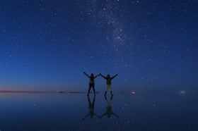 快適広々専用車で安心の星空ツアー