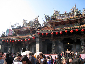 人気の祖師廟は旧正月で大混雑でした