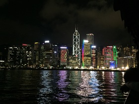 初香港