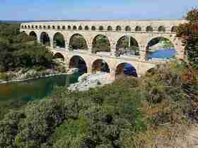 ポン・デュ・ガール（ローマの水道橋）