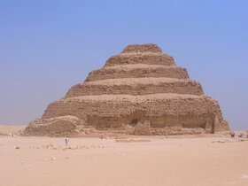 メンフィスとその墓地遺跡-ギーザからダハシュールまでのピラミッド地帯
