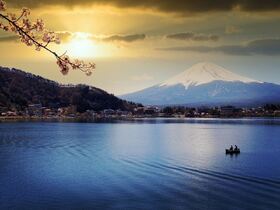 富士山 - 信仰の対象と芸術の源泉