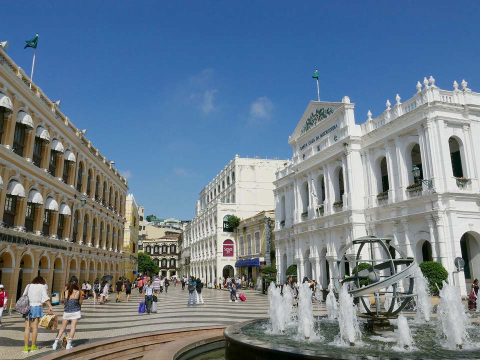 マカオ 20 ルナカレンダーセントポール遺跡 シルバー  2013 マカオ 20 ルナカレンダーセントポール遺跡 シルバー コイン