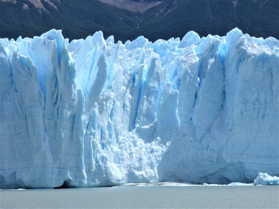 世界遺産 ロス・グラシアレス国立公園|ホットホリデー 